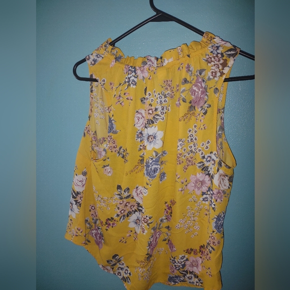 Women's Torrid Georgetta Top - Picture 3 of 3